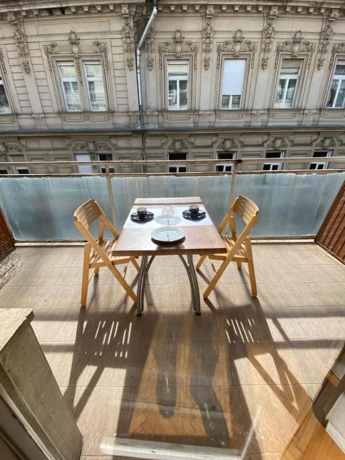 Appartement Parisi Flat à Budapest Extérieur photo