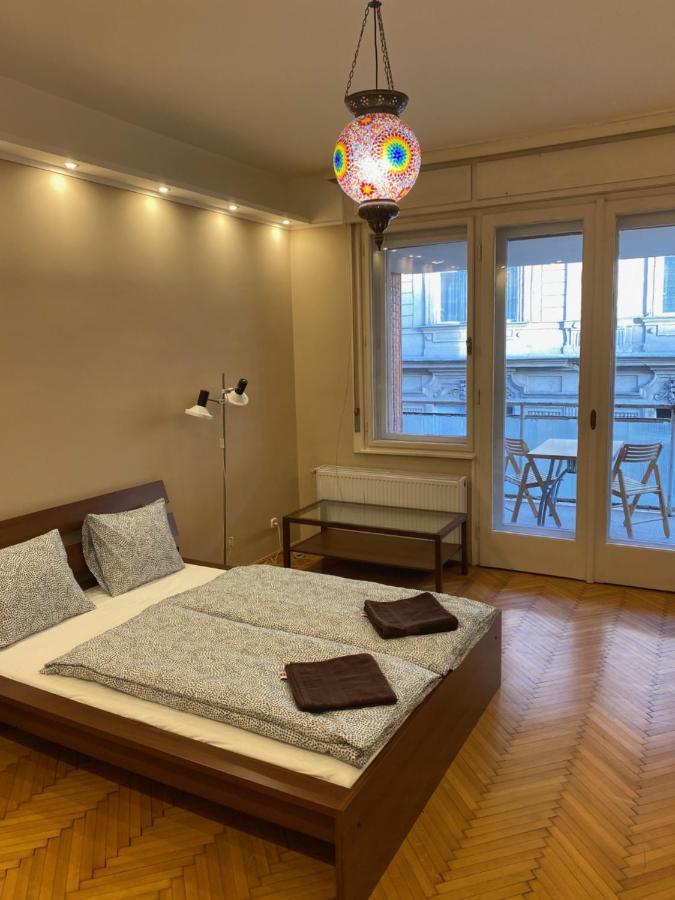 Appartement Parisi Flat à Budapest Extérieur photo